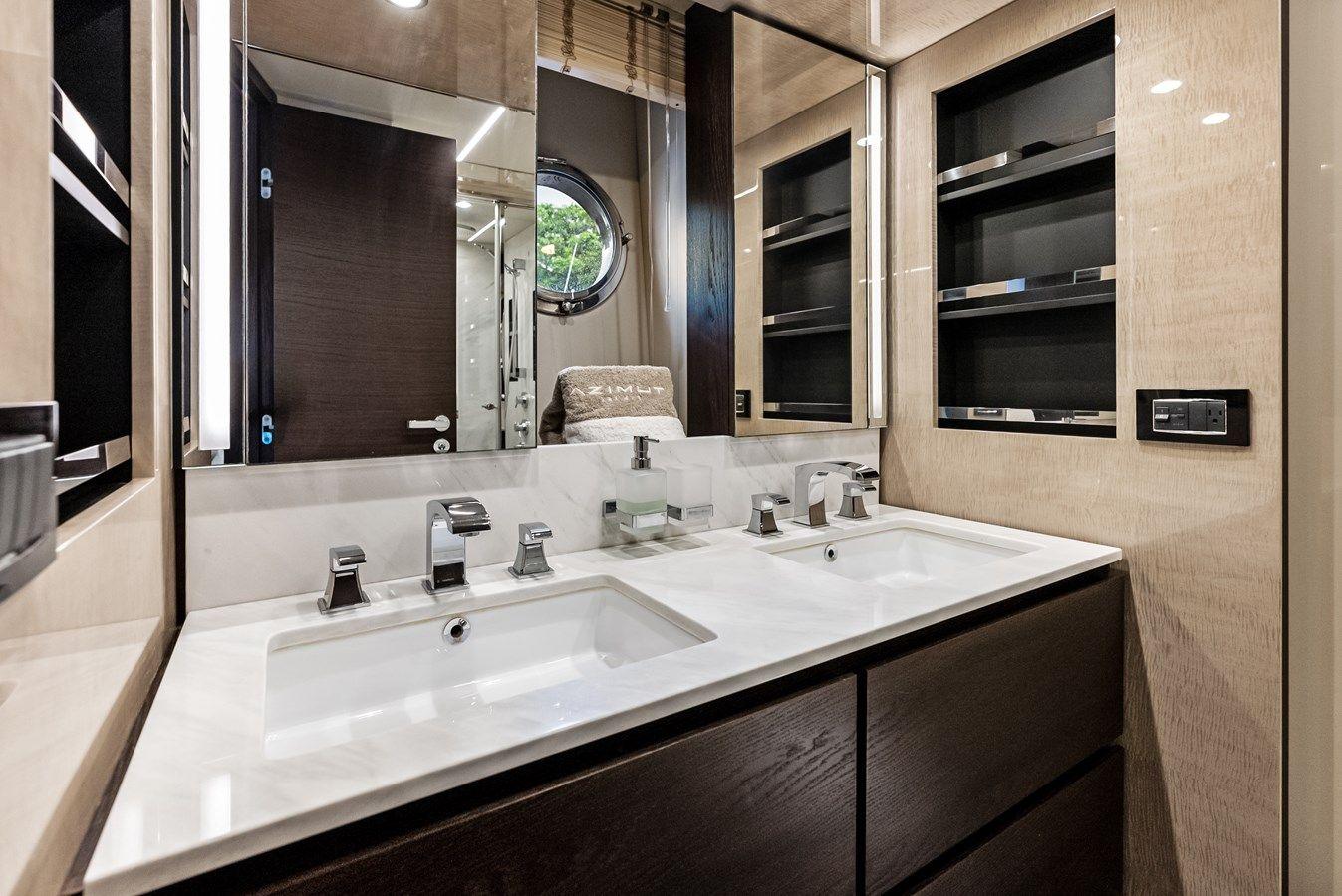 the best price on CLASS DISMISSED - Azimut Yachts