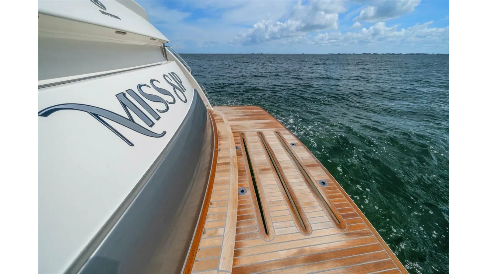 Купить яхту MISS SIP 5400 Sport Yacht в Shestakov Yacht Sales