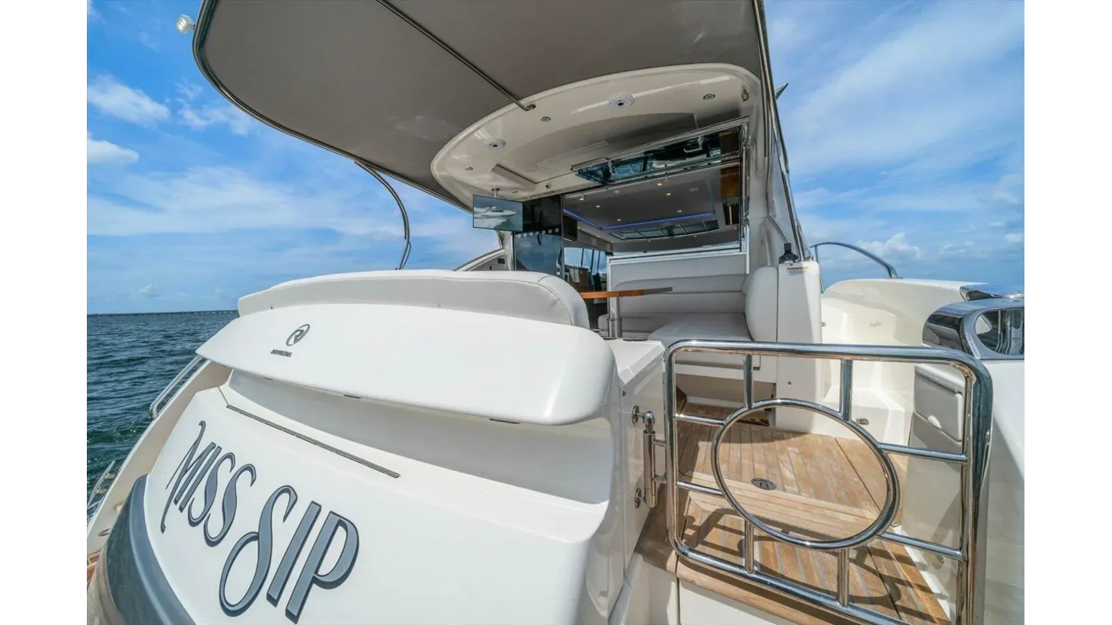 Лучшая цена на MISS SIP 54