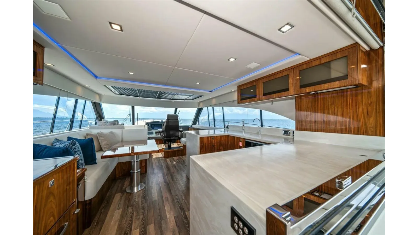 Стоимость яхты MISS SIP - Riviera