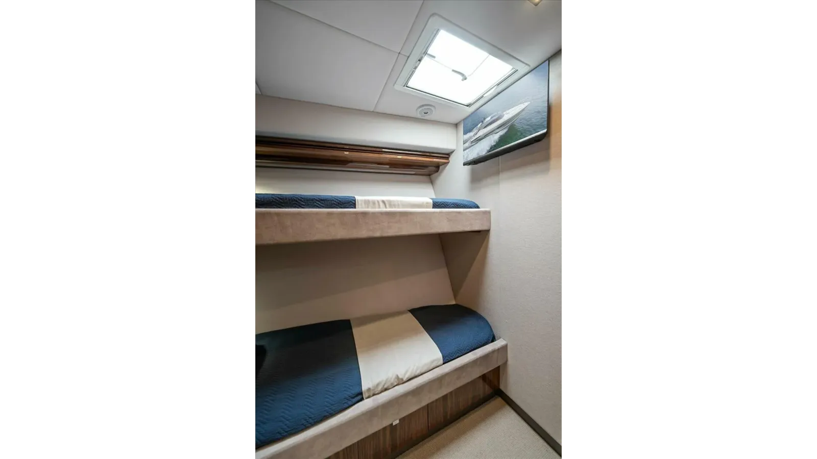 Продажа яхты MISS SIP - Riviera