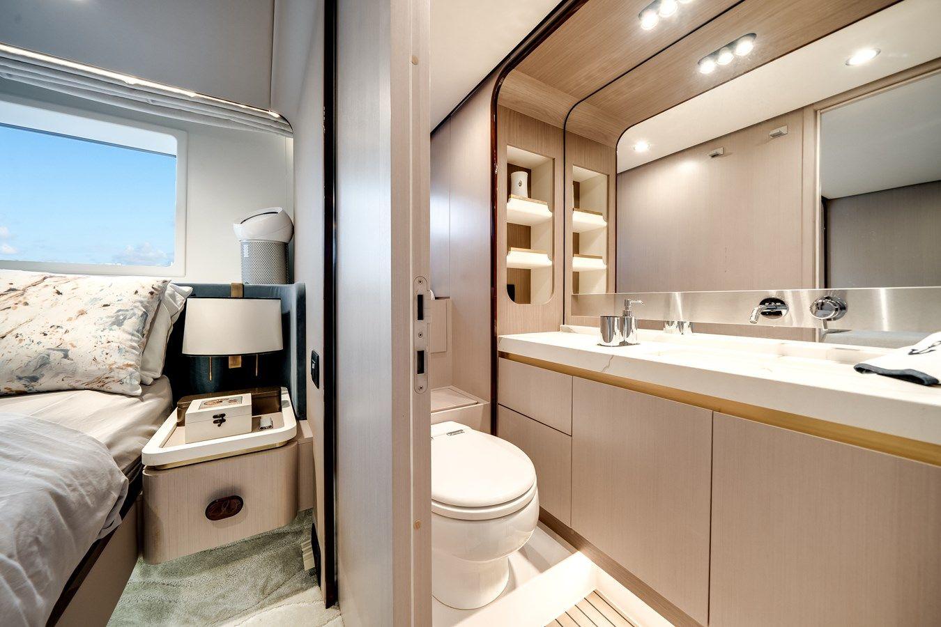 the best price on FARLO - Azimut Yachts