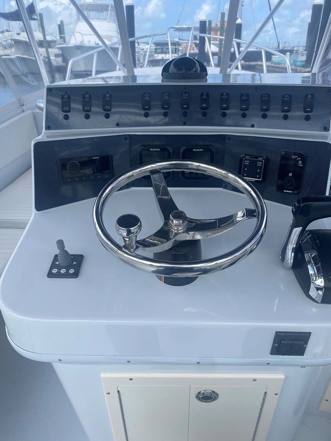 Стоимость яхты Codependence - SALT SHAKER