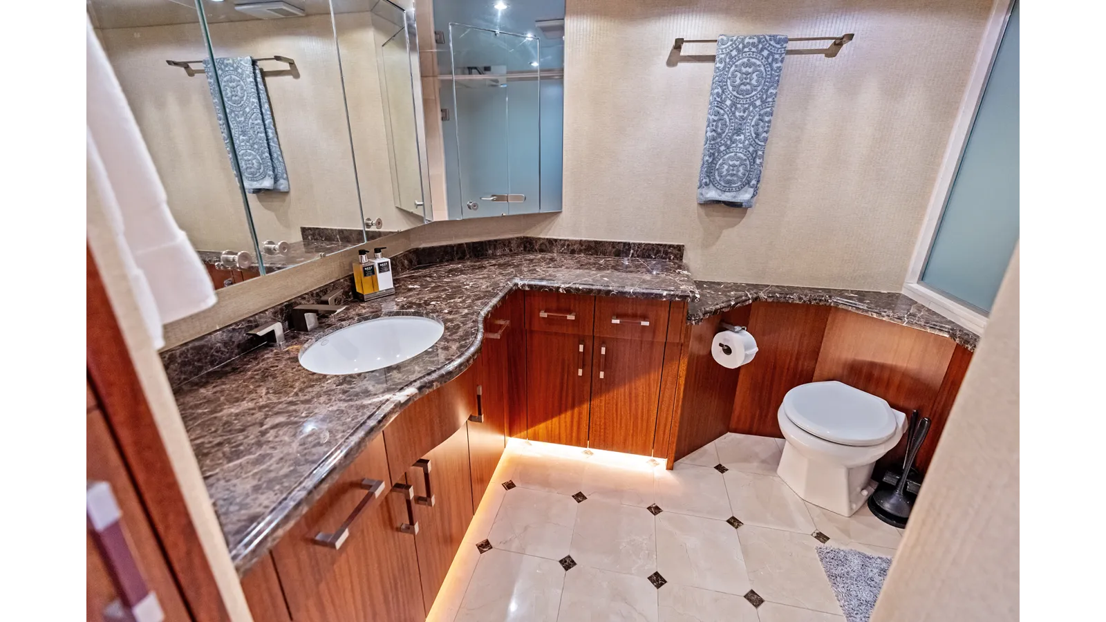 Buy a FIRTH'S CHASM at Shestakov Yacht Sales