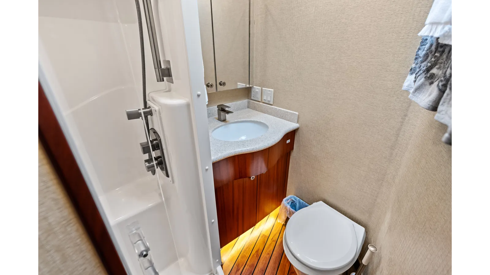 best yacht sales deals FIRTH'S CHASM - Hatteras