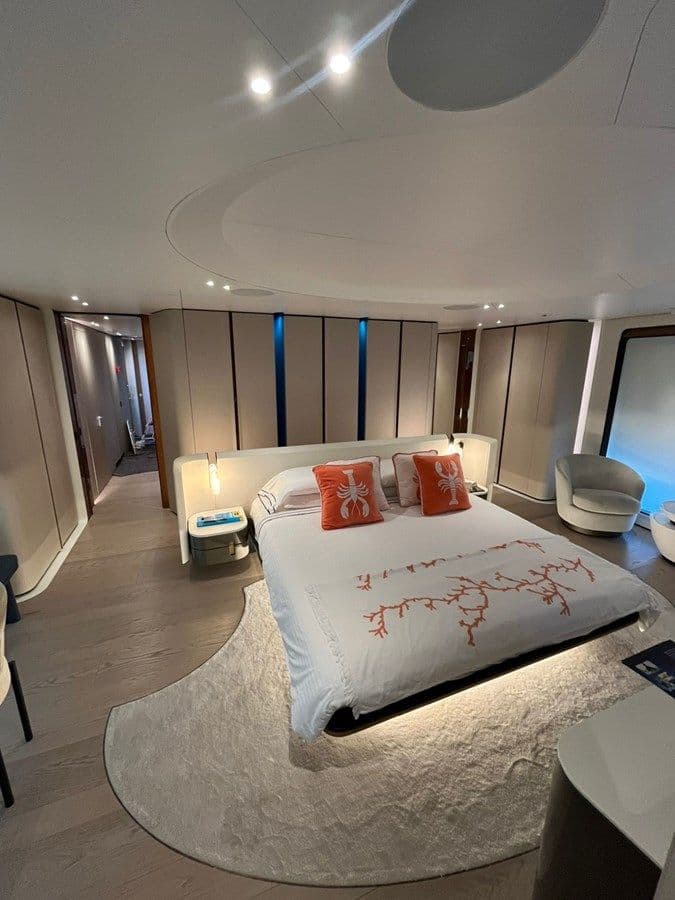 LUZ DE MAR yacht sale