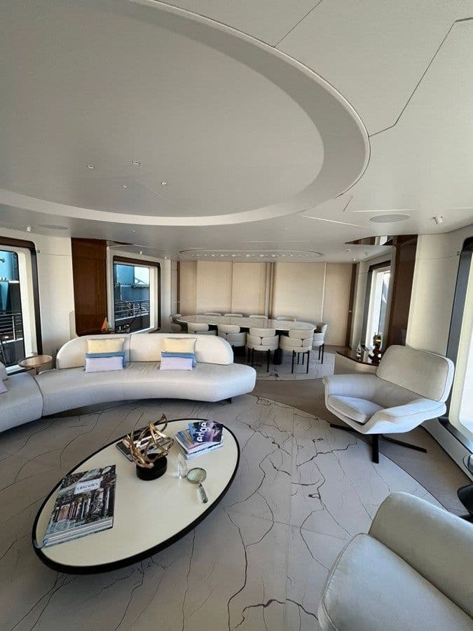 LUZ DE MAR 2024 price