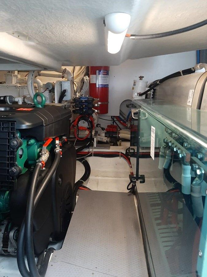 Купить Beneteau Gran Turismo 49 Fly - Beneteau