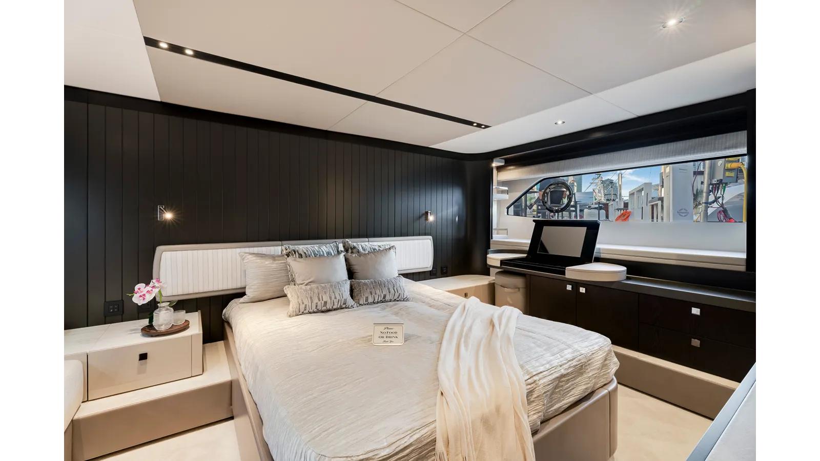 the best price on MANHATTAN 68 - Sunseeker