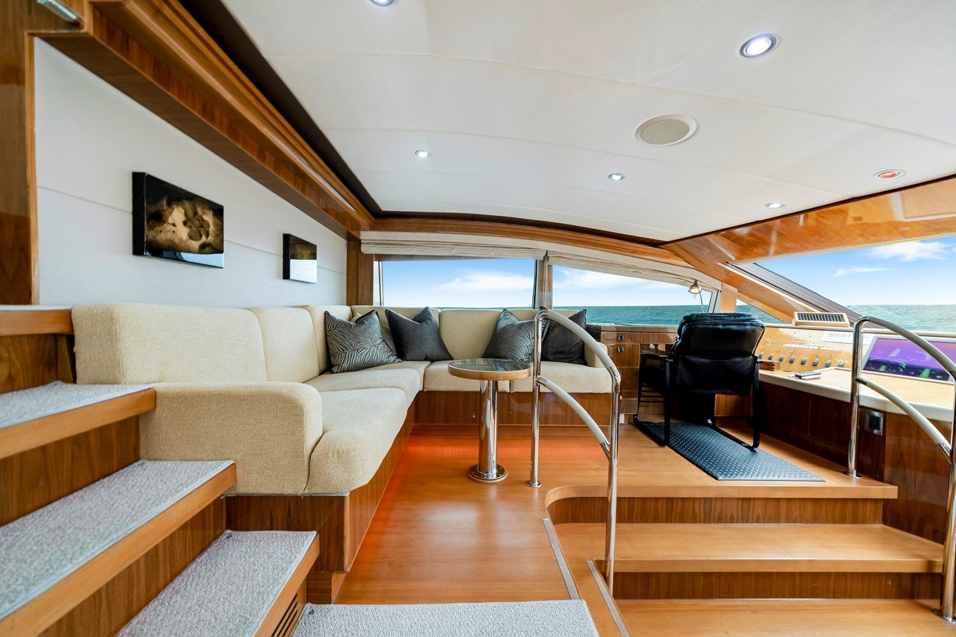 Лучшие предложения покупки яхты MESMERIZE 125 Raised Pilot House