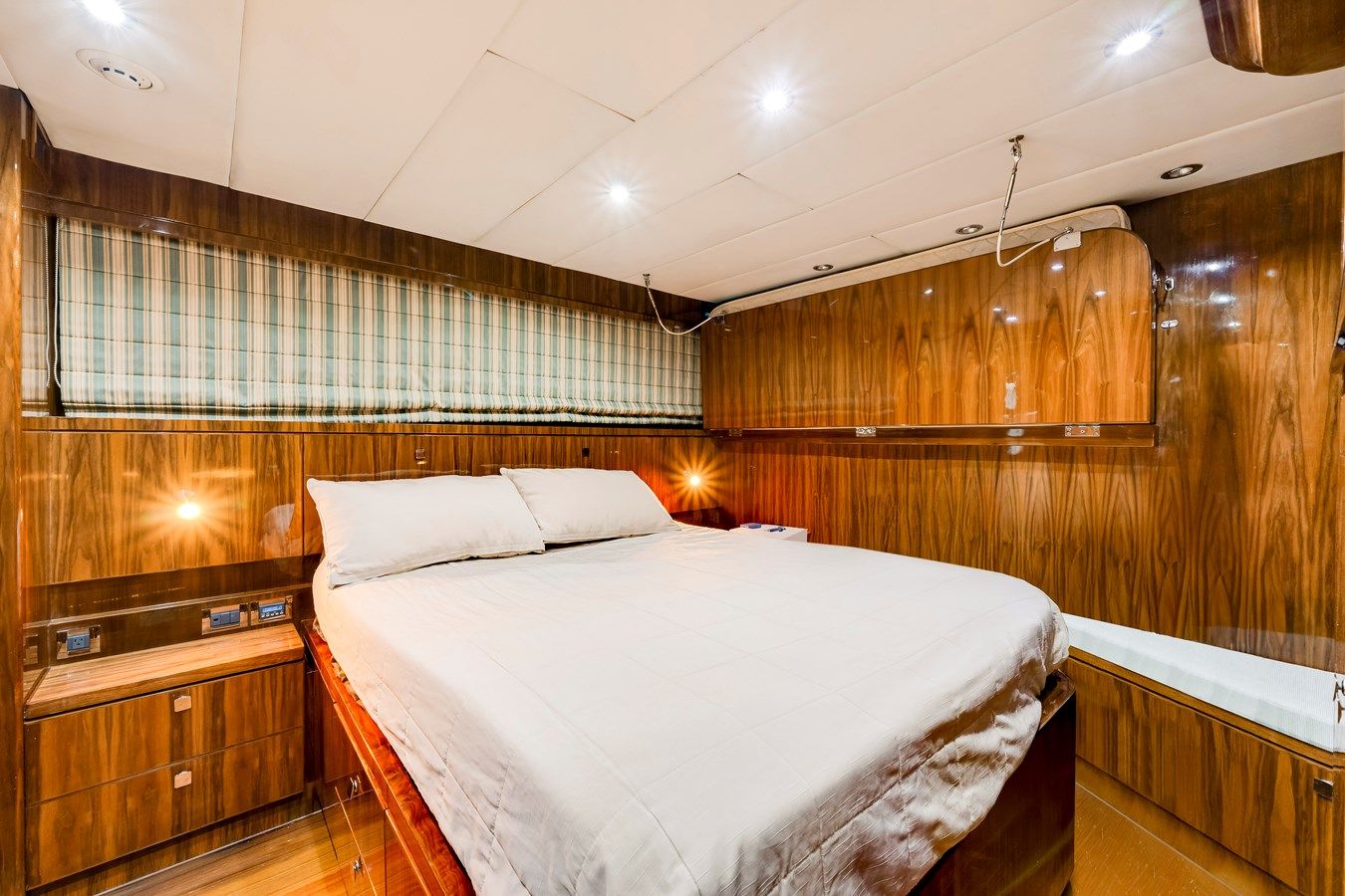 Купить яхту MESMERIZE - Hargrave в Shestakov Yacht Sales