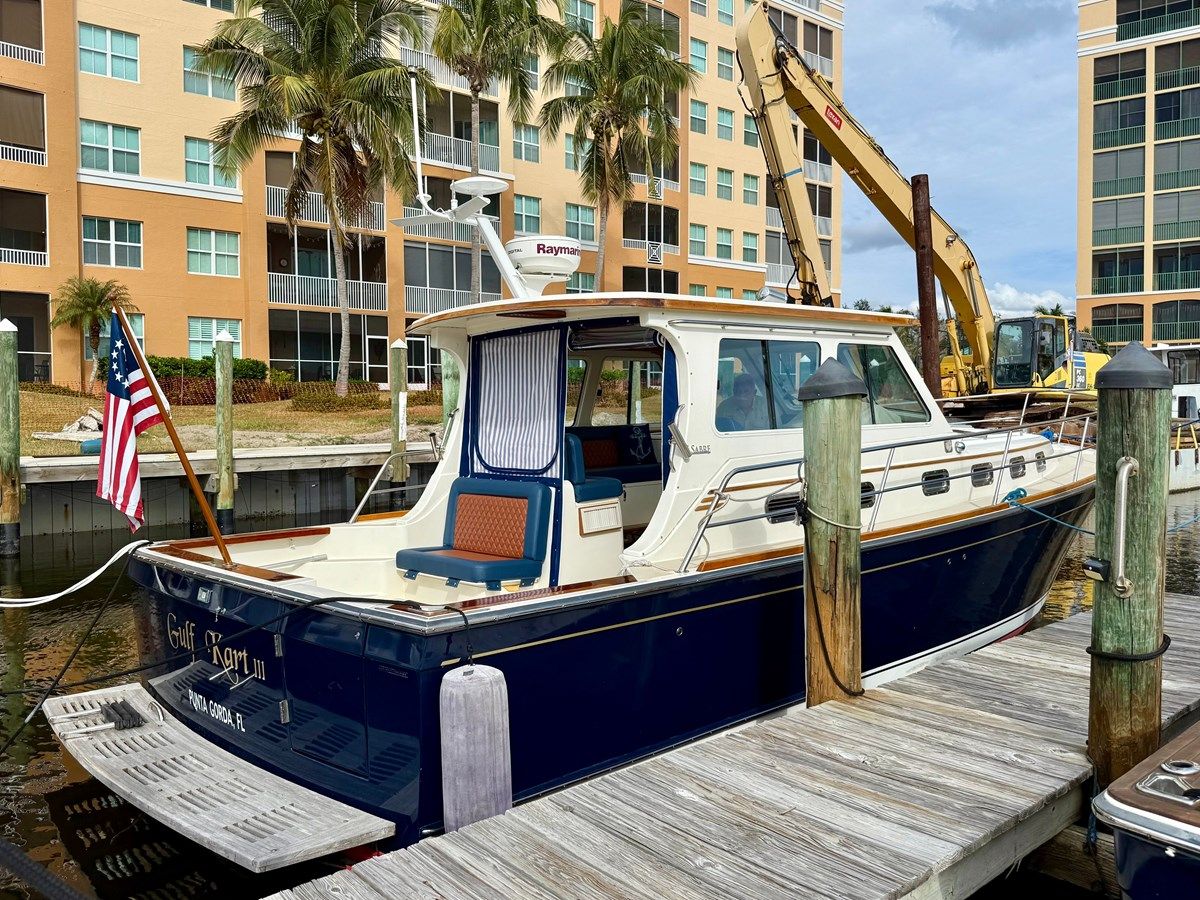 Buy a GULF KART III 36 at Shestakov Yacht Sales