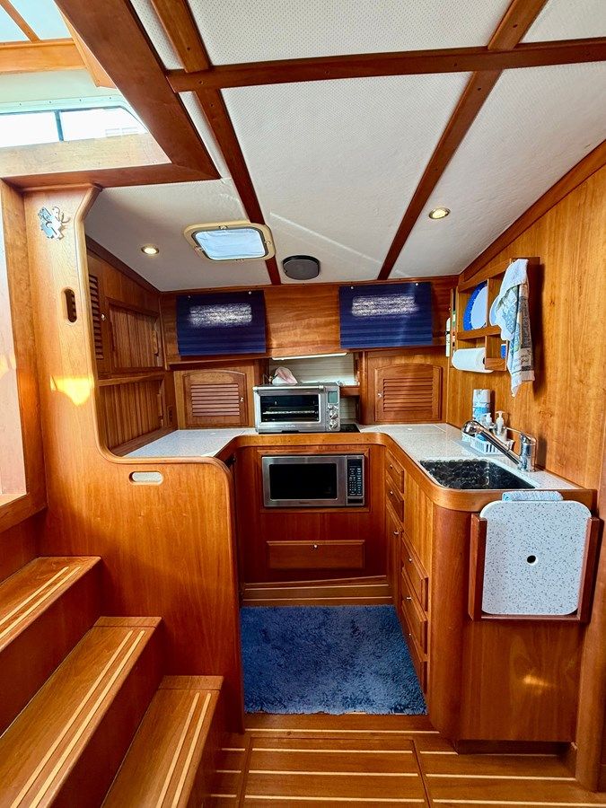 Buy a yacht GULF KART III 36