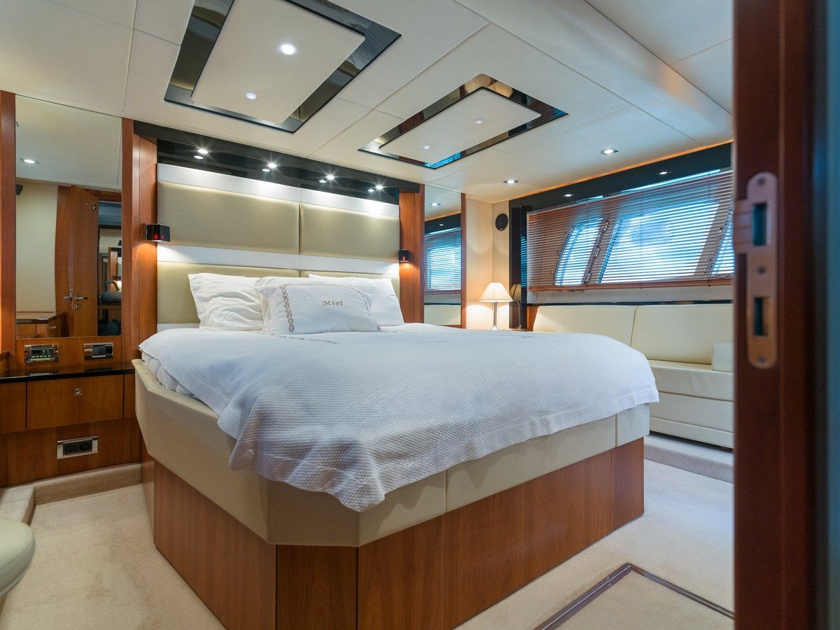 best yacht sales deals MY MIEL Predator 64