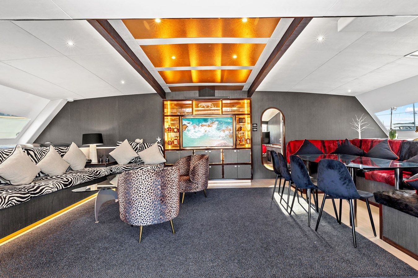 Купить яхту Silhouette 800 2023 в Shestakov Yacht Sales