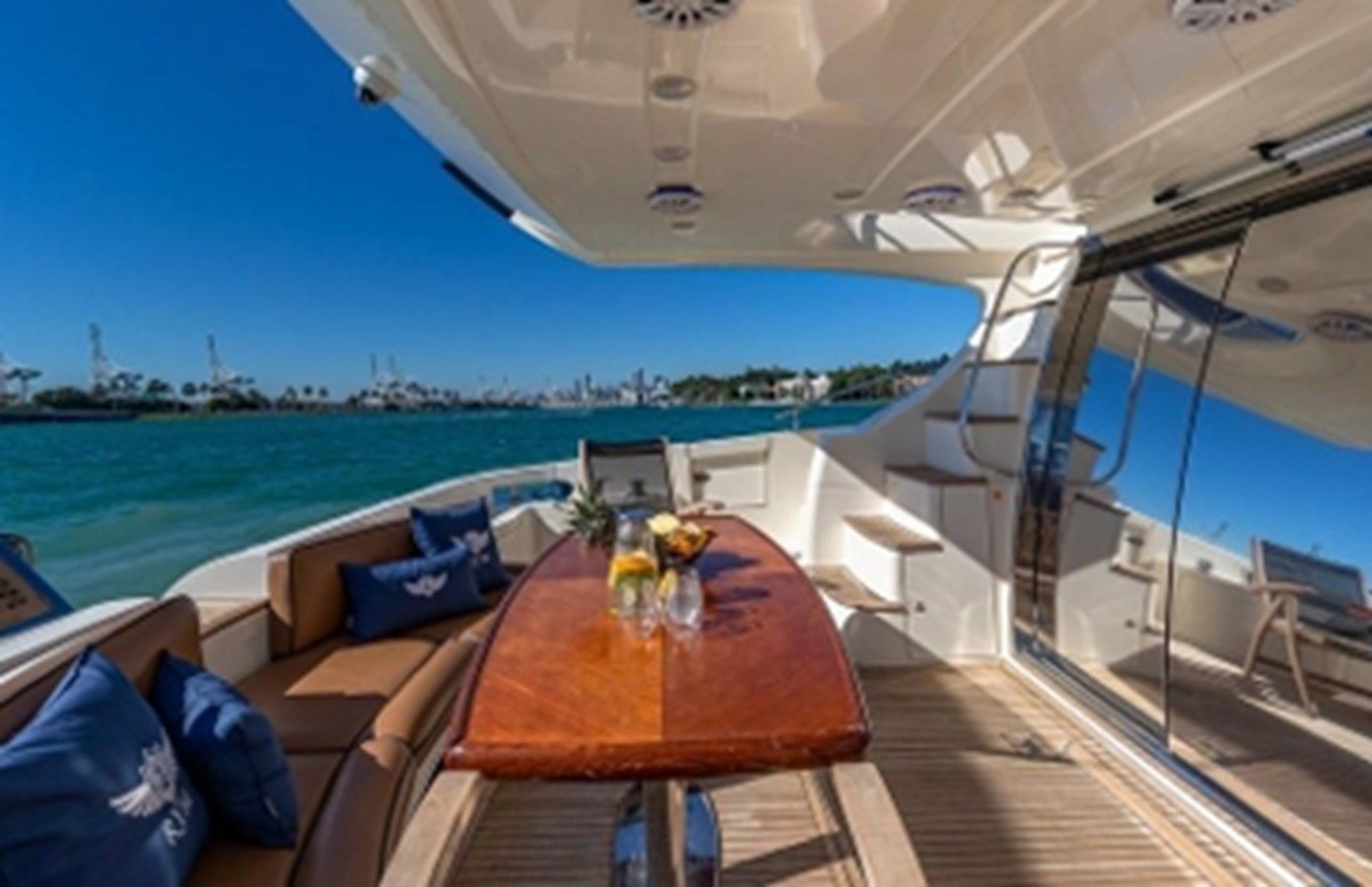 Buy a L'CHAIM 62 at Shestakov Yacht Sales