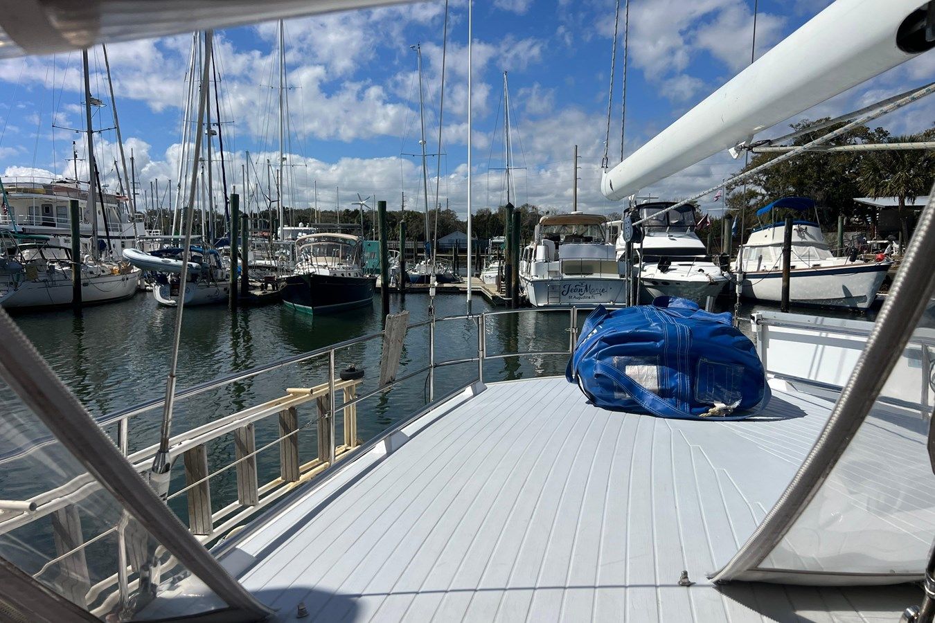 the best price on HOBO TIEMPO