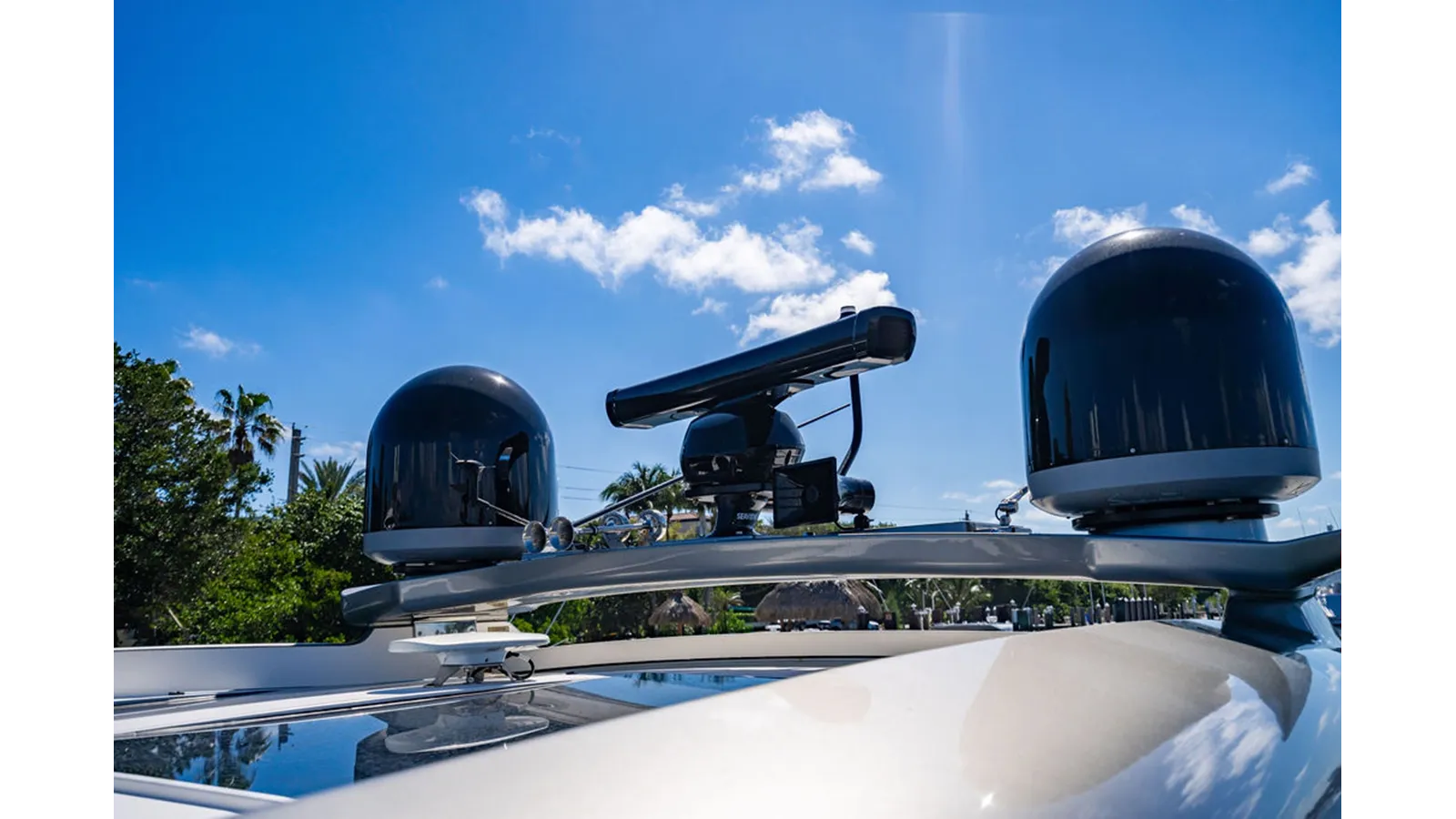 best yacht sales deals EL MAR V - Riviera