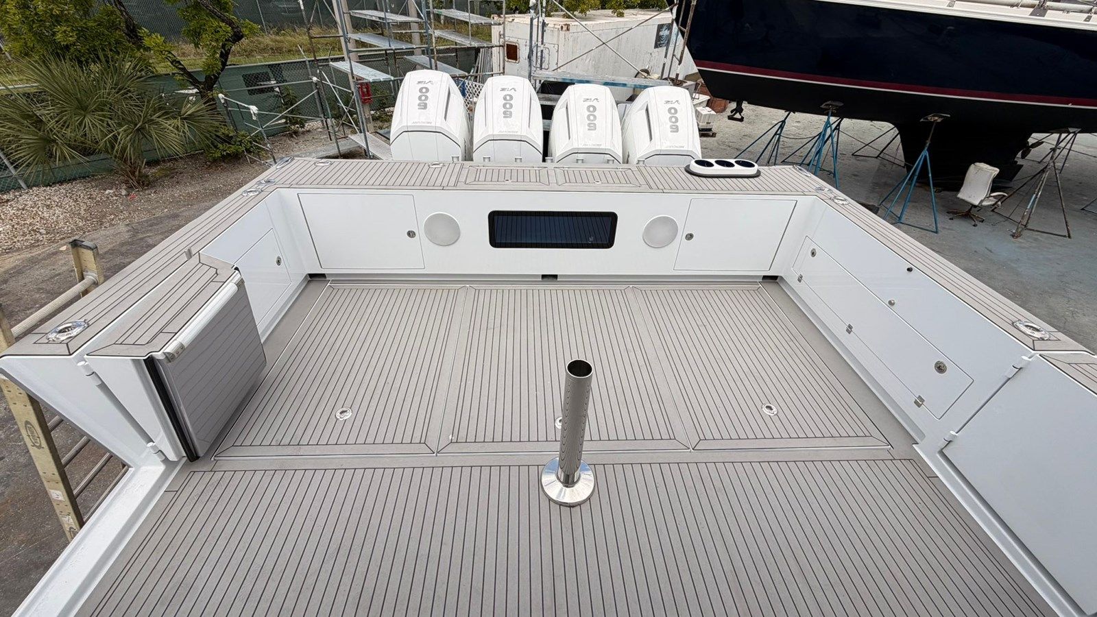 the best price on Starfish I Custom 17m