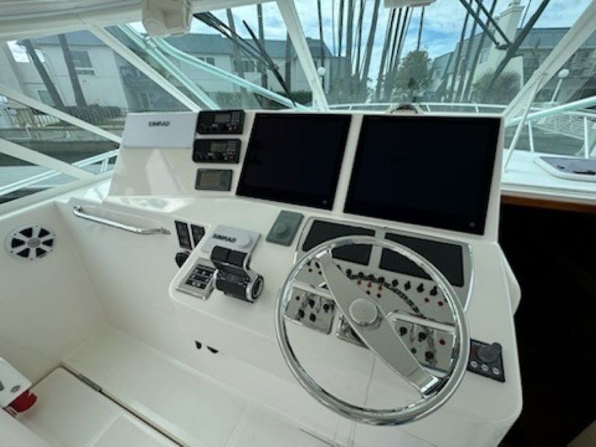Buy a yacht 2008 Cabo 40 Express - Cabo Yachts