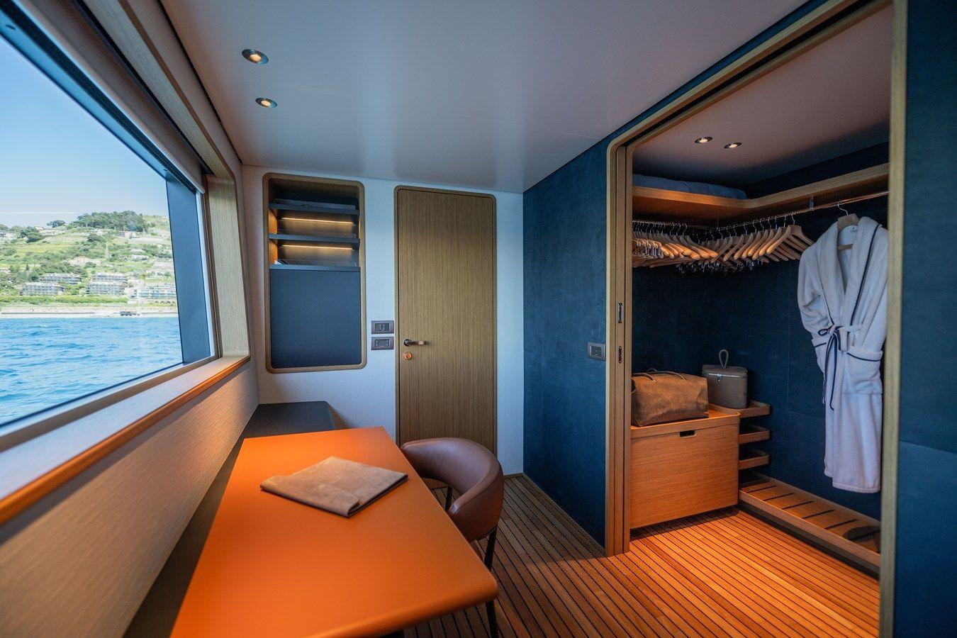 N30 - Custom Line yacht sale