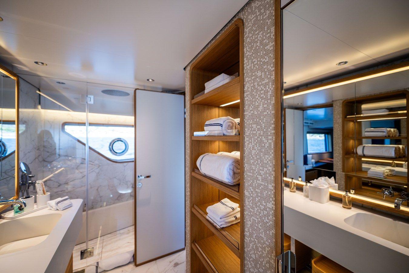 N30 - Custom Line yacht sale