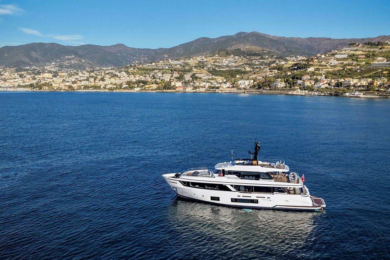 Buy a N30 Navetta 30 at Shestakov Yacht Sales