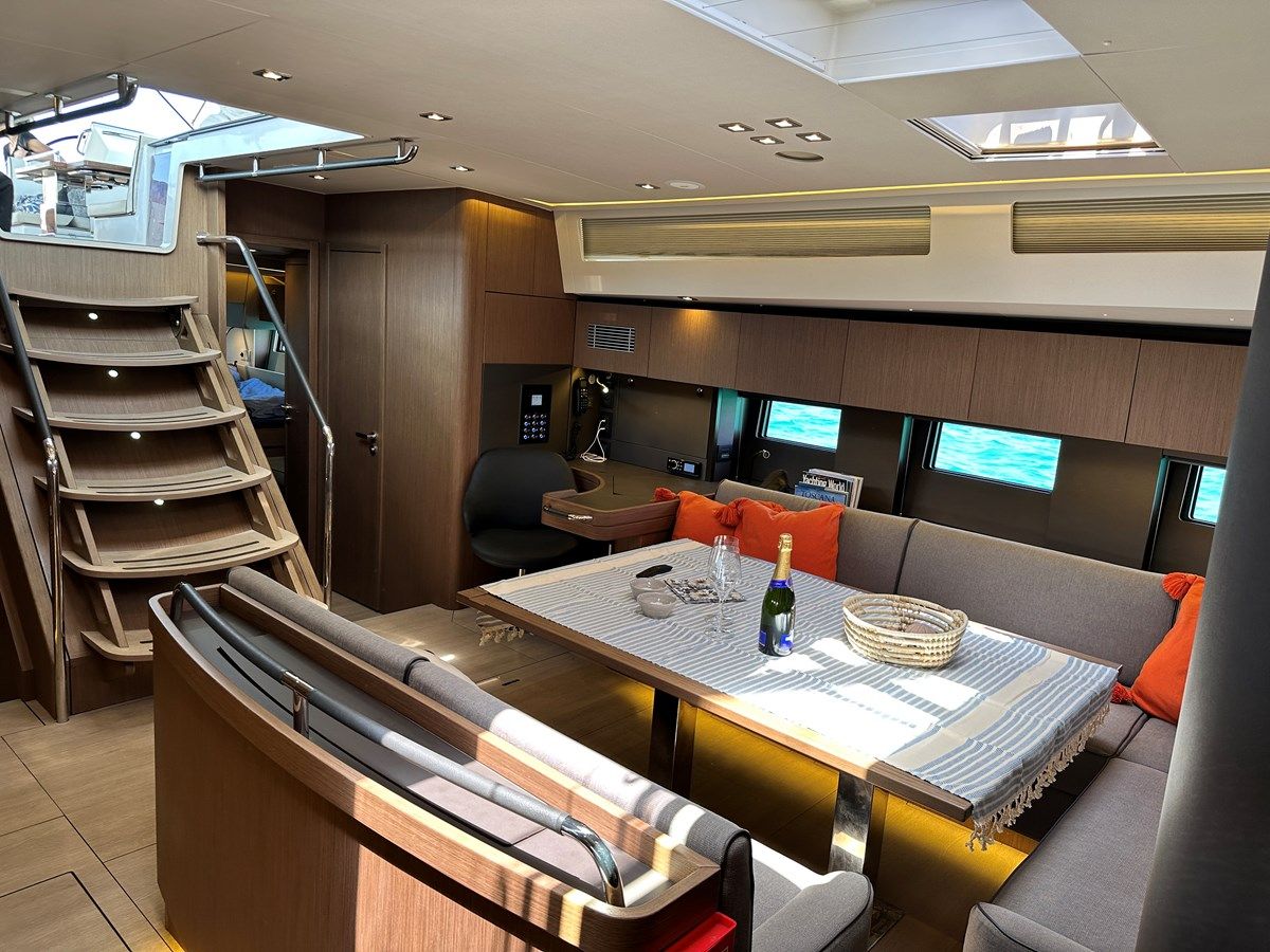 the best price on DREAMSTAR Oceanis Yacht 62