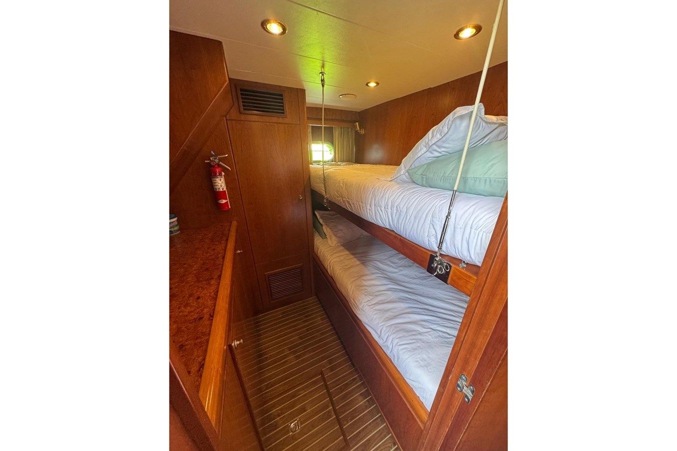 Buy a yacht 2003 Hargrave Open Bridge 2003