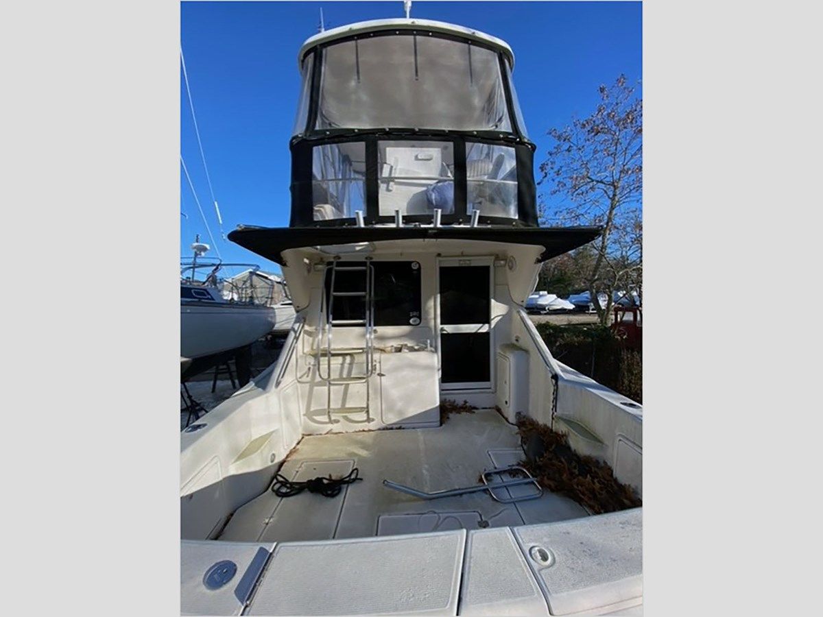 35' Wellcraft 2003 Riviera 350 - WELLCRAFT price