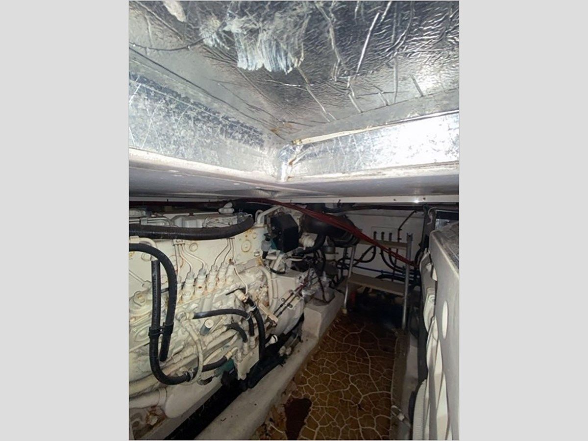 Buy a 35' Wellcraft 2003 Riviera 350 2003 at Shestakov Yacht Sales