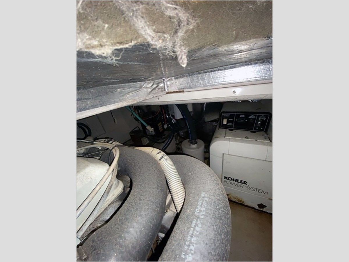 35' Wellcraft 2003 Riviera 350 yacht sale