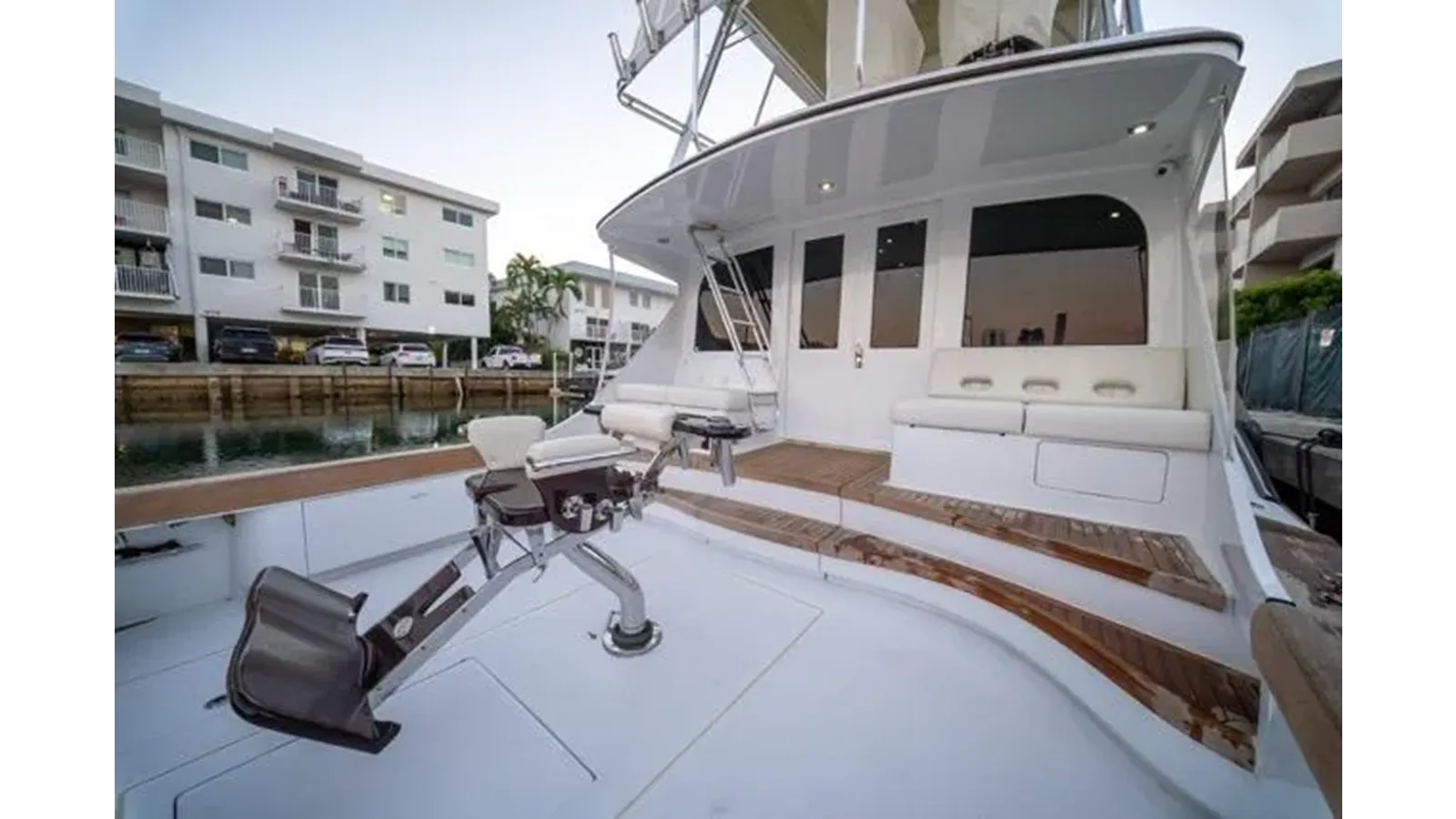 Buy a 1997 Garlington Convertible Convertible at Shestakov Yacht Sales