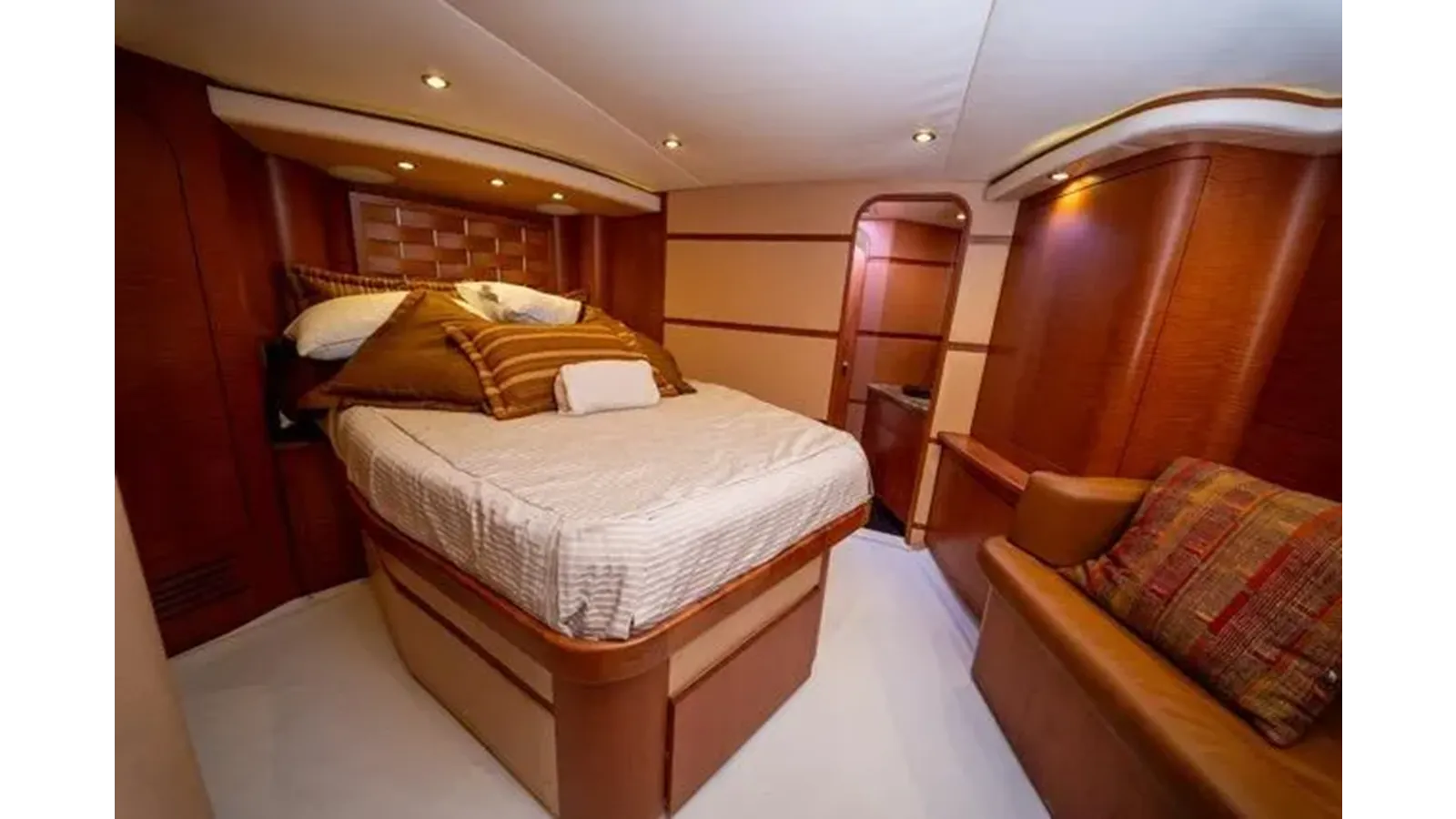 Buy a 1997 Garlington Convertible - GARLINGTON at Shestakov Yacht Sales