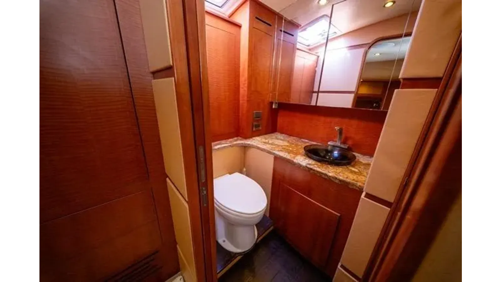 Buy a yacht 1997 Garlington Convertible 1997