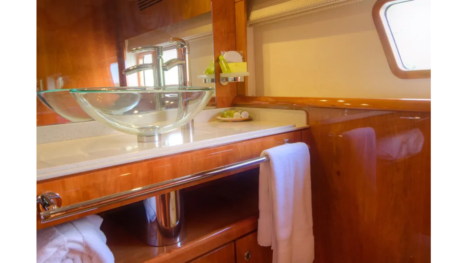 Продажа яхты 2010 Privilege 745 74