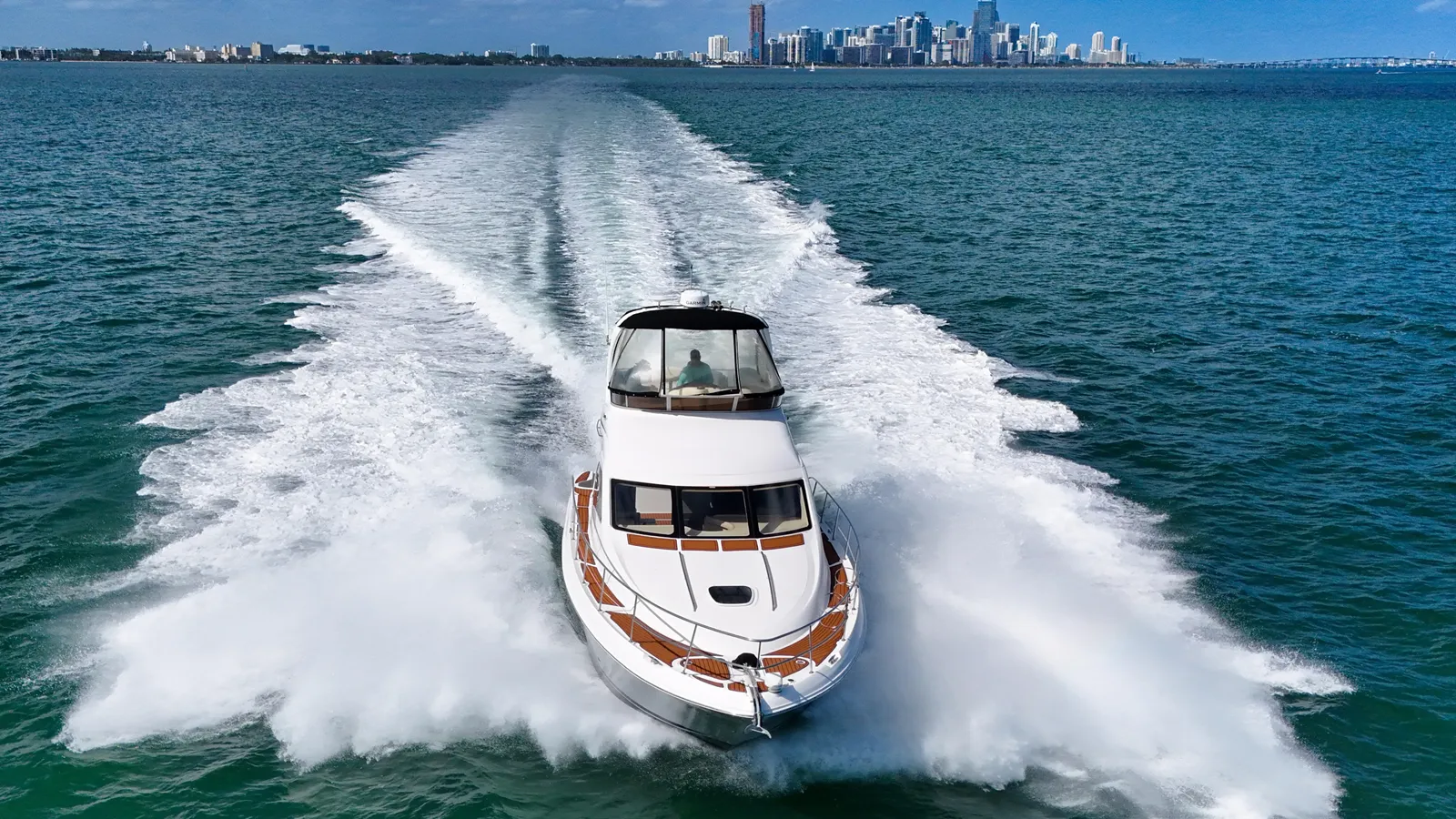 Buy a 2006 Sea Ray 44 Sedan Bridge 2006 at Shestakov Yacht Sales