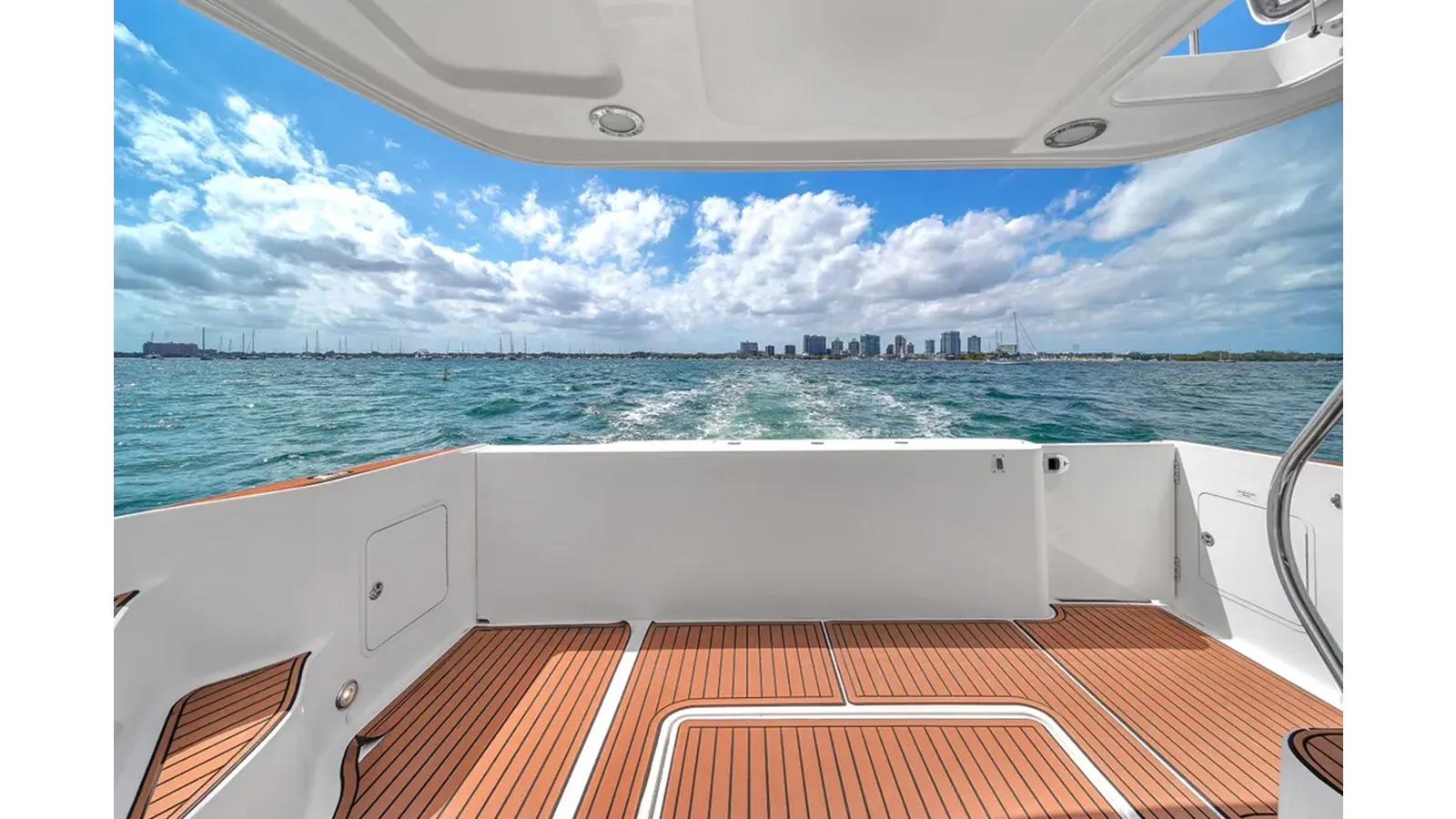 2006 Sea Ray 44 Sedan Bridge 44