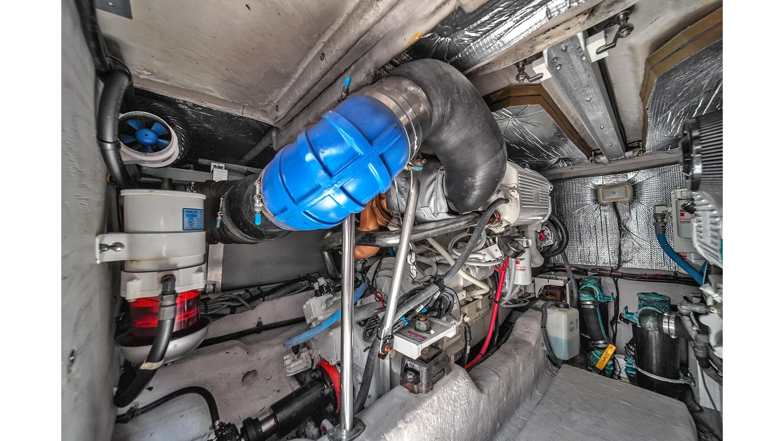 best yacht sales deals 2006 Sea Ray 44 Sedan Bridge