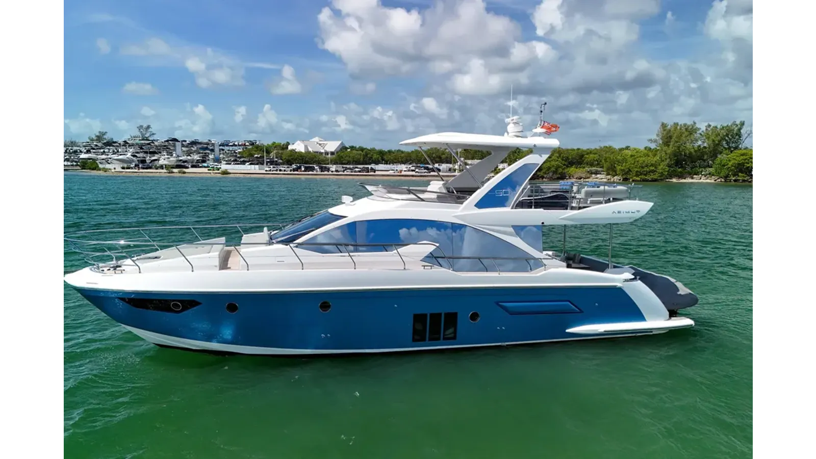 Buy a 2016 Azimut 50 2016 at Shestakov Yacht Sales