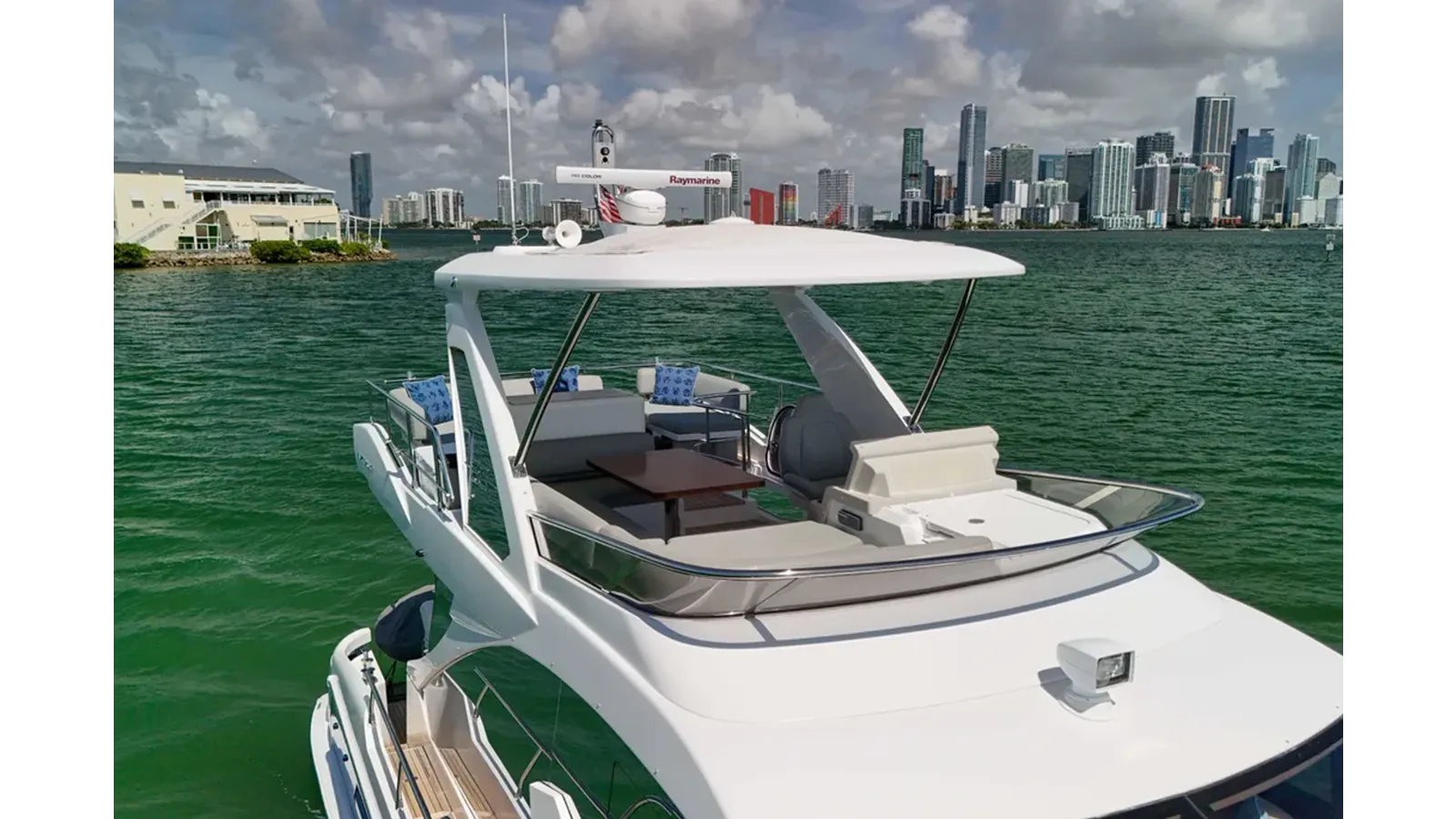 best yacht sales deals 2016 Azimut 50 50