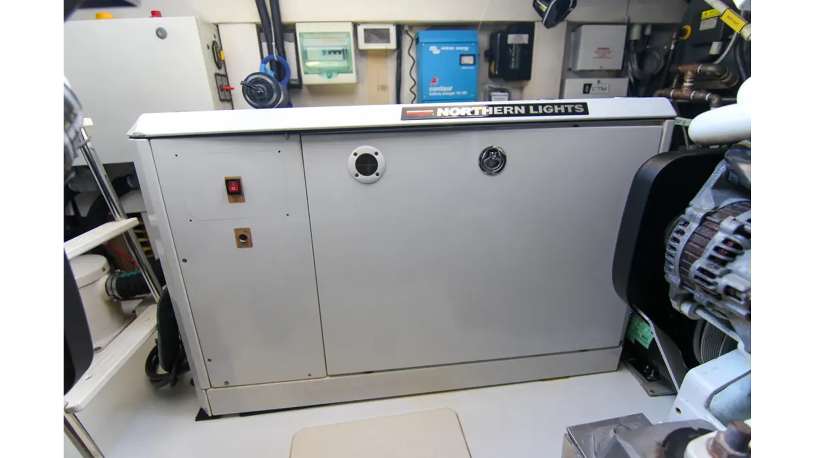 the best price on 2016 Azimut 50