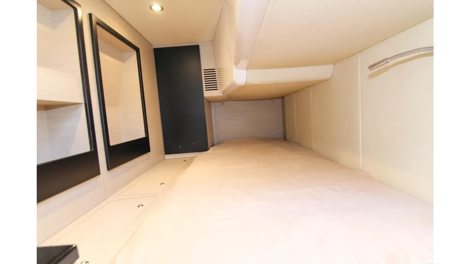 Buy a 2016 Azimut 50 2016 at Shestakov Yacht Sales