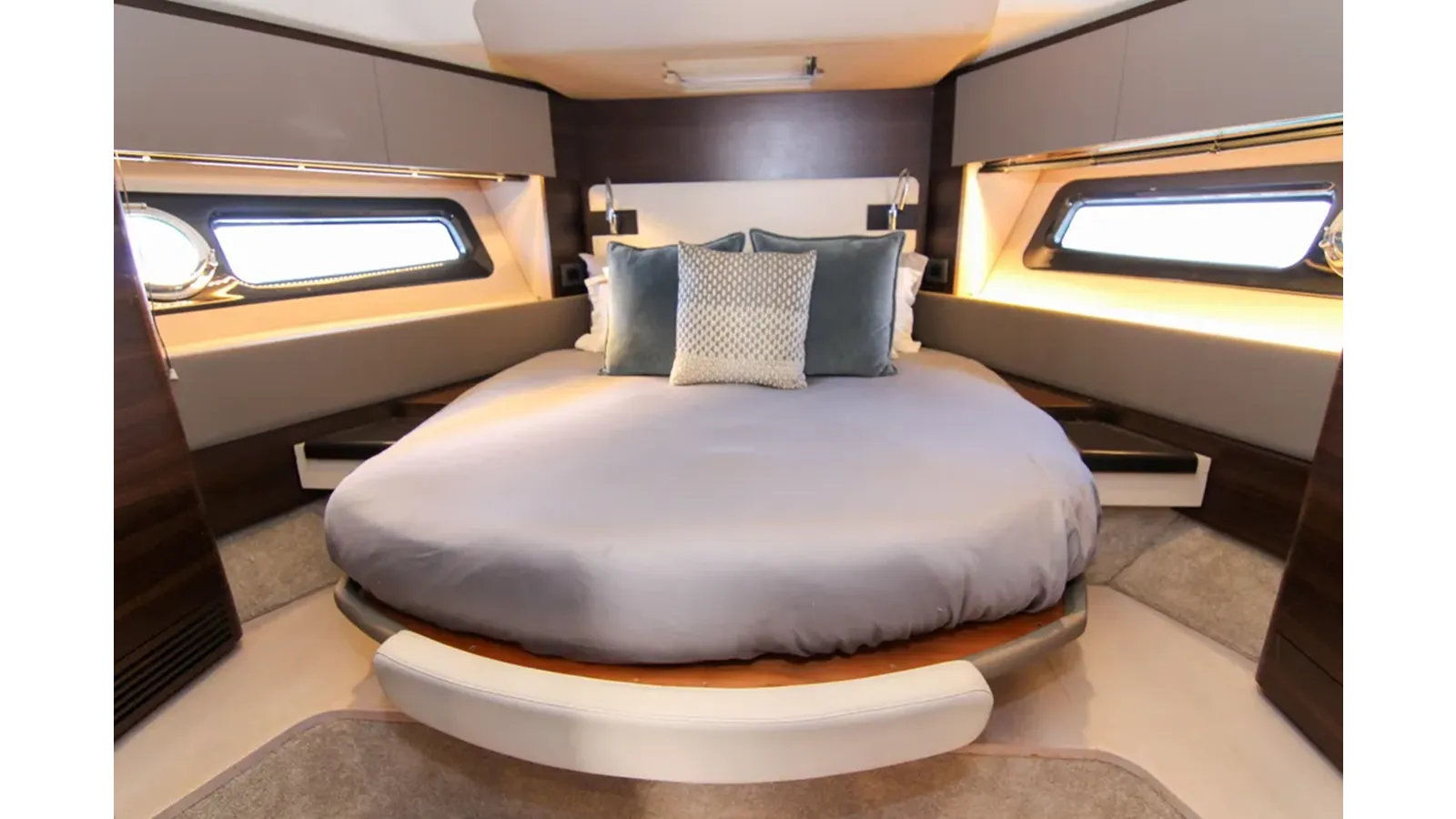 2016 Azimut 50 2016 price