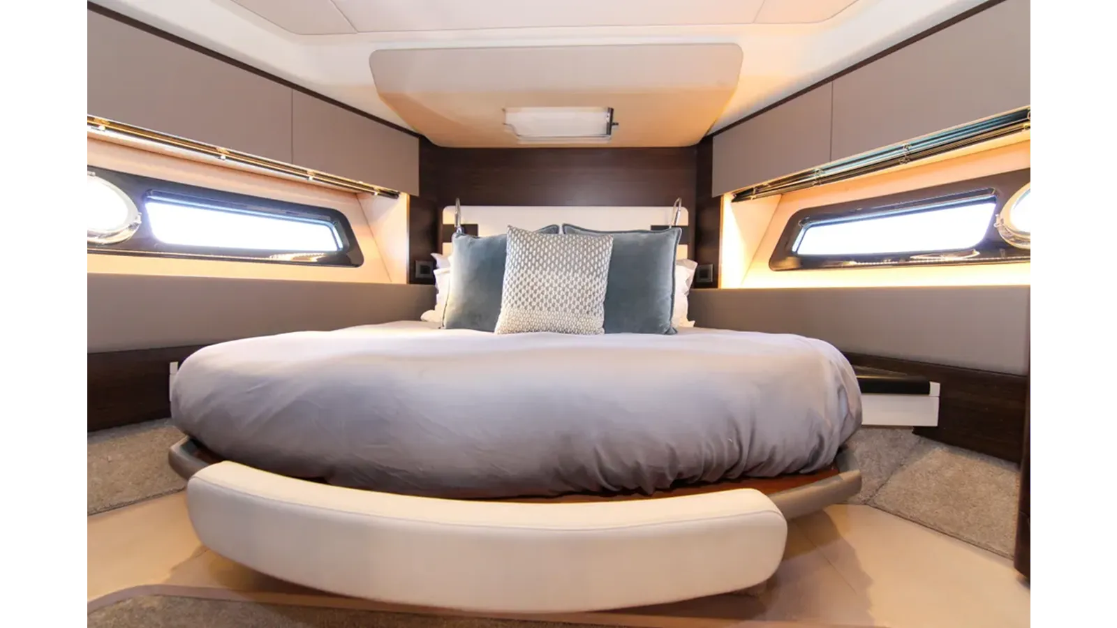 2016 Azimut 50 50 yacht sale