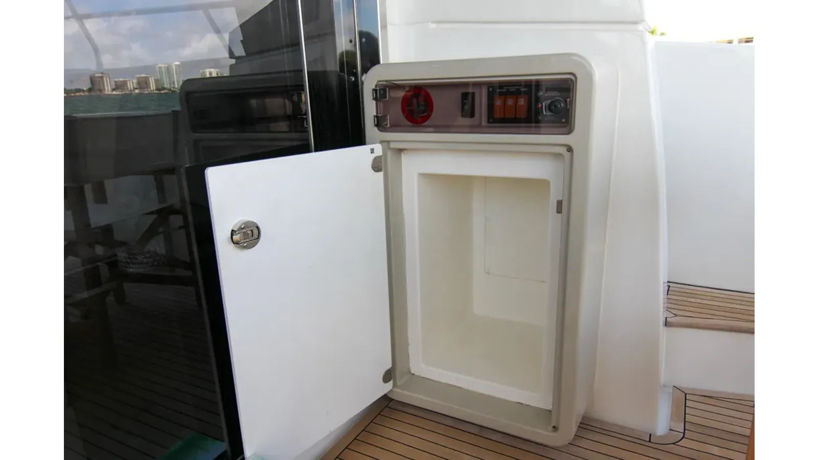 2016 Azimut 50 - Azimut Yachts price