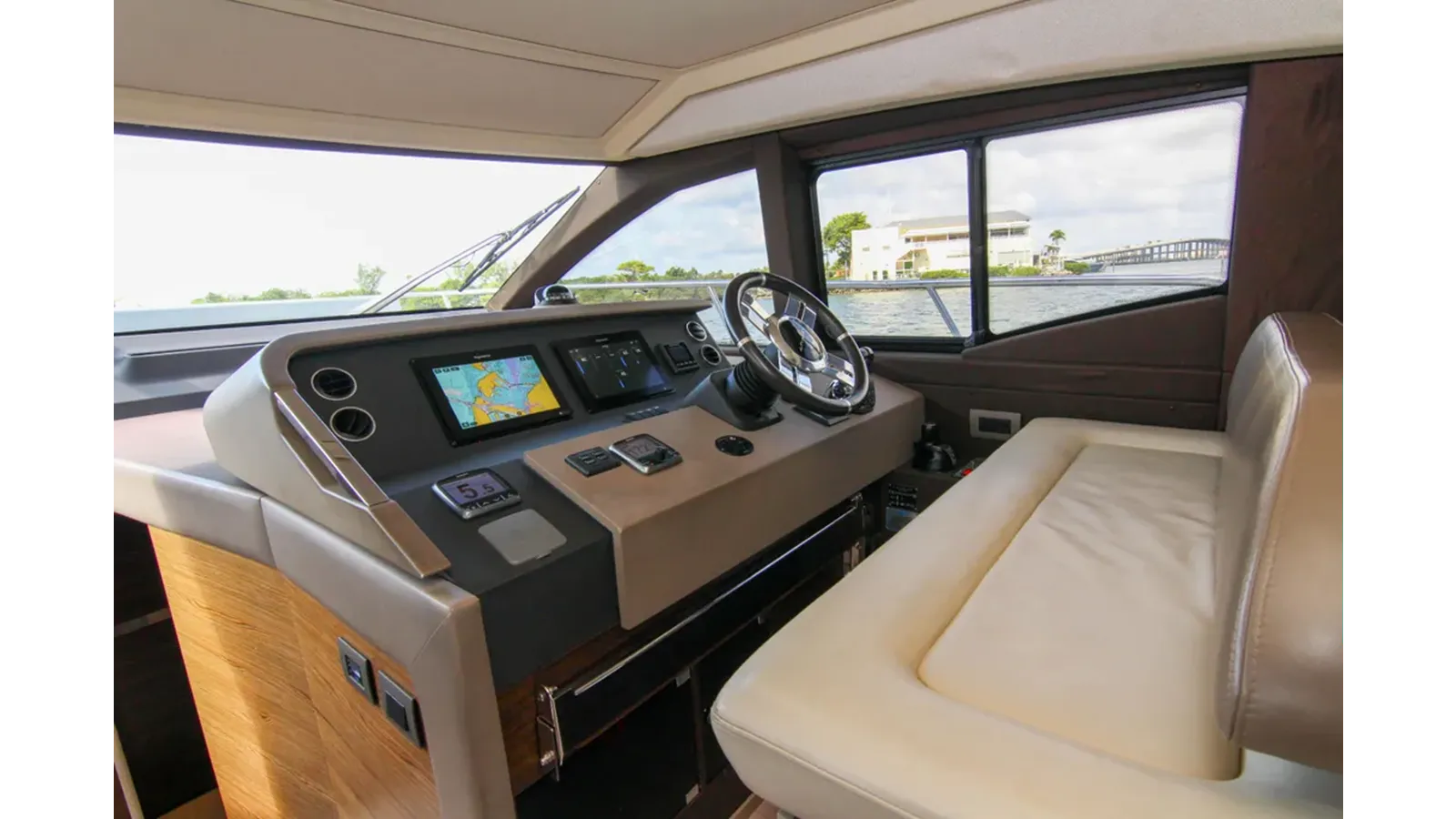 2016 Azimut 50 yacht sale
