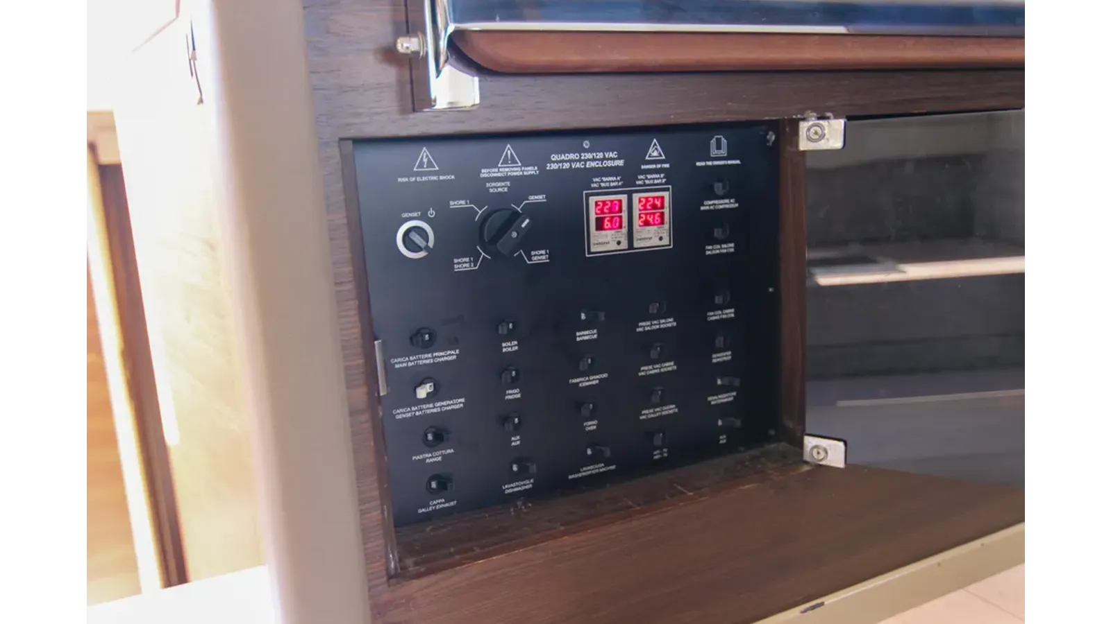 the best price on 2016 Azimut 50 50