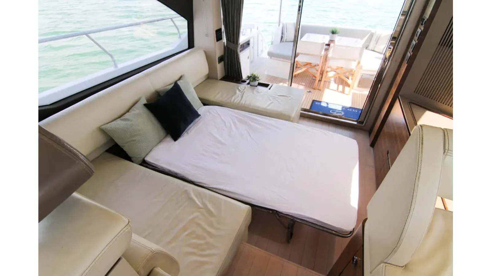 the best price on 2016 Azimut 50 - Azimut Yachts