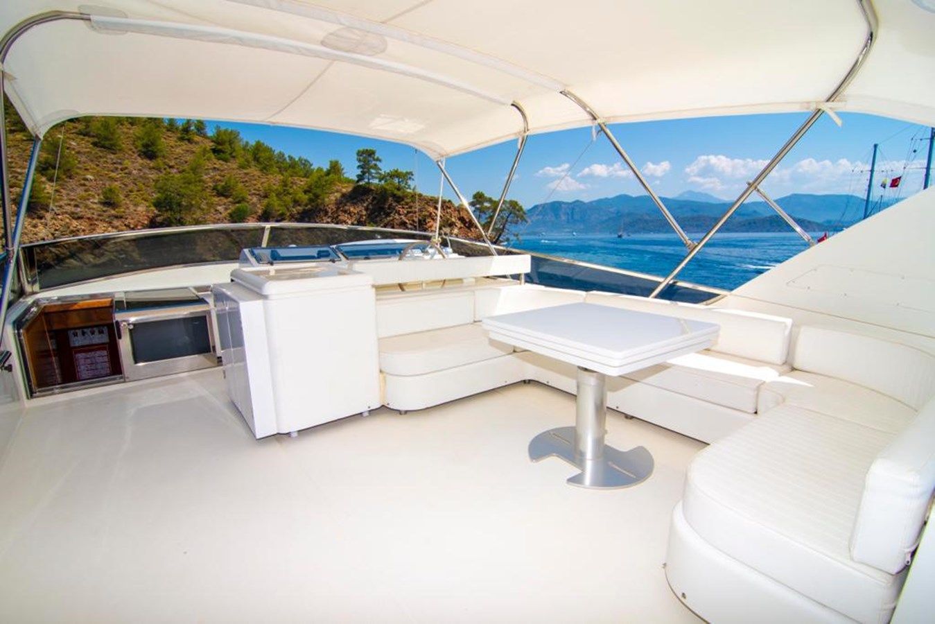 Купить яхту BARBAROSSA MORATTI 1997 в Shestakov Yacht Sales